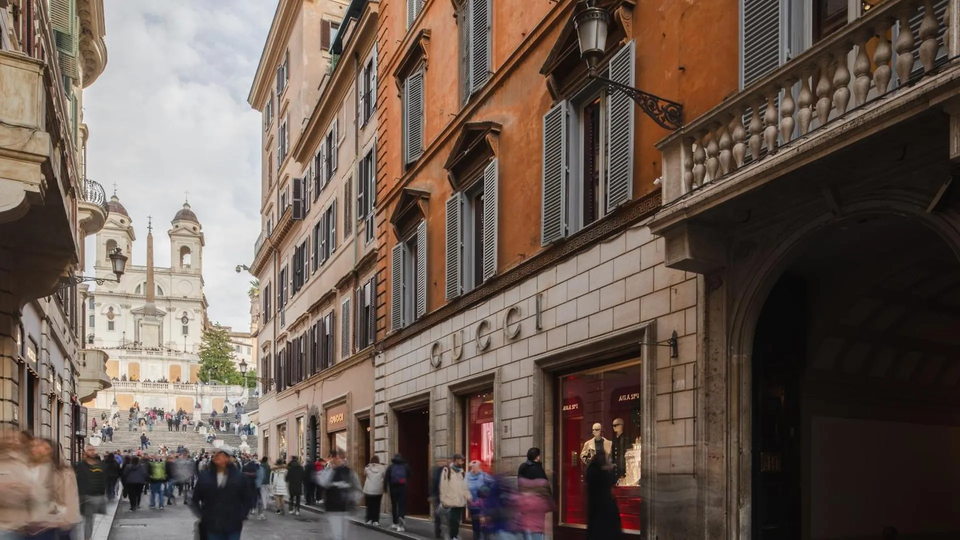 The Couper Condotti Roma Italia