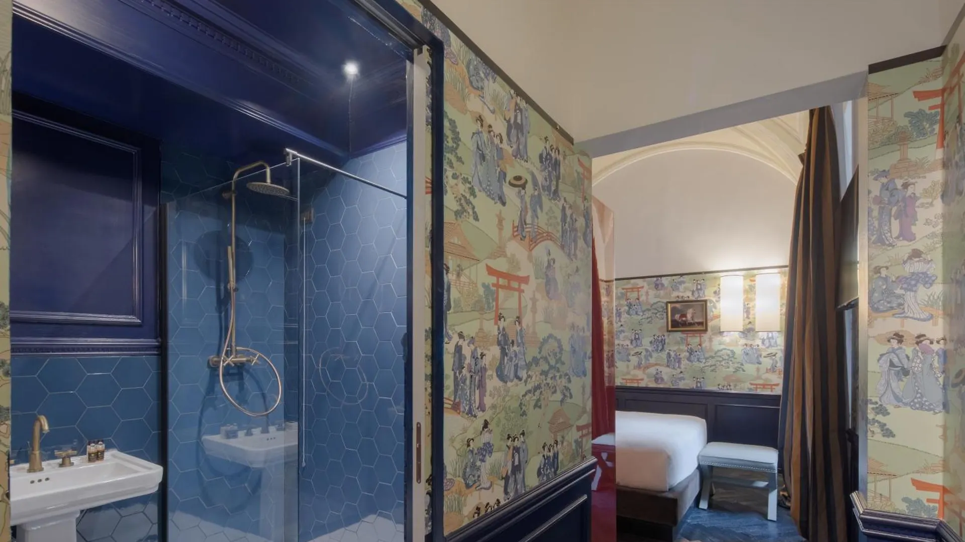 The Couper Condotti Roma