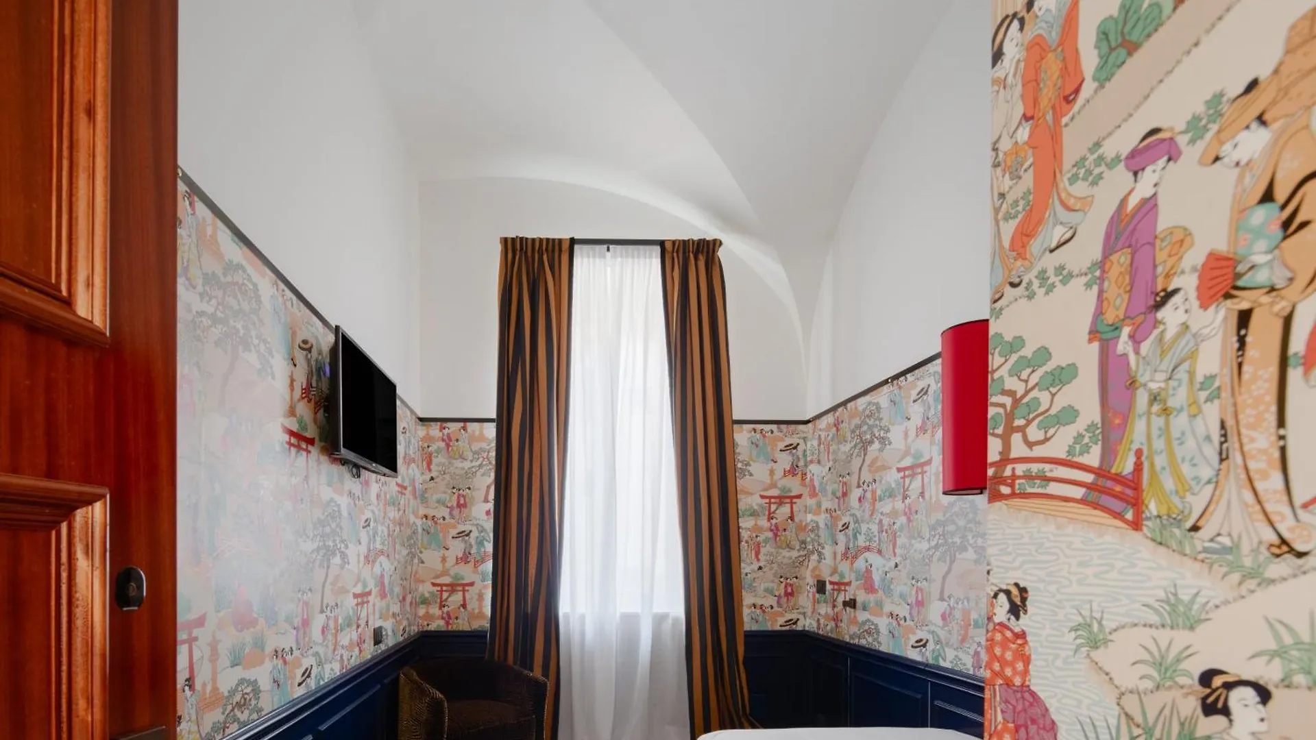 The Couper Condotti Rom Italien